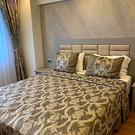 Regency World Hotel 3*
