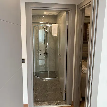 Regency World Hotell